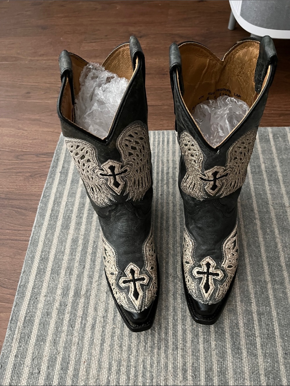 Women's Black Grey Cross Vintage Embroidered Western Cross Cowboy Boots